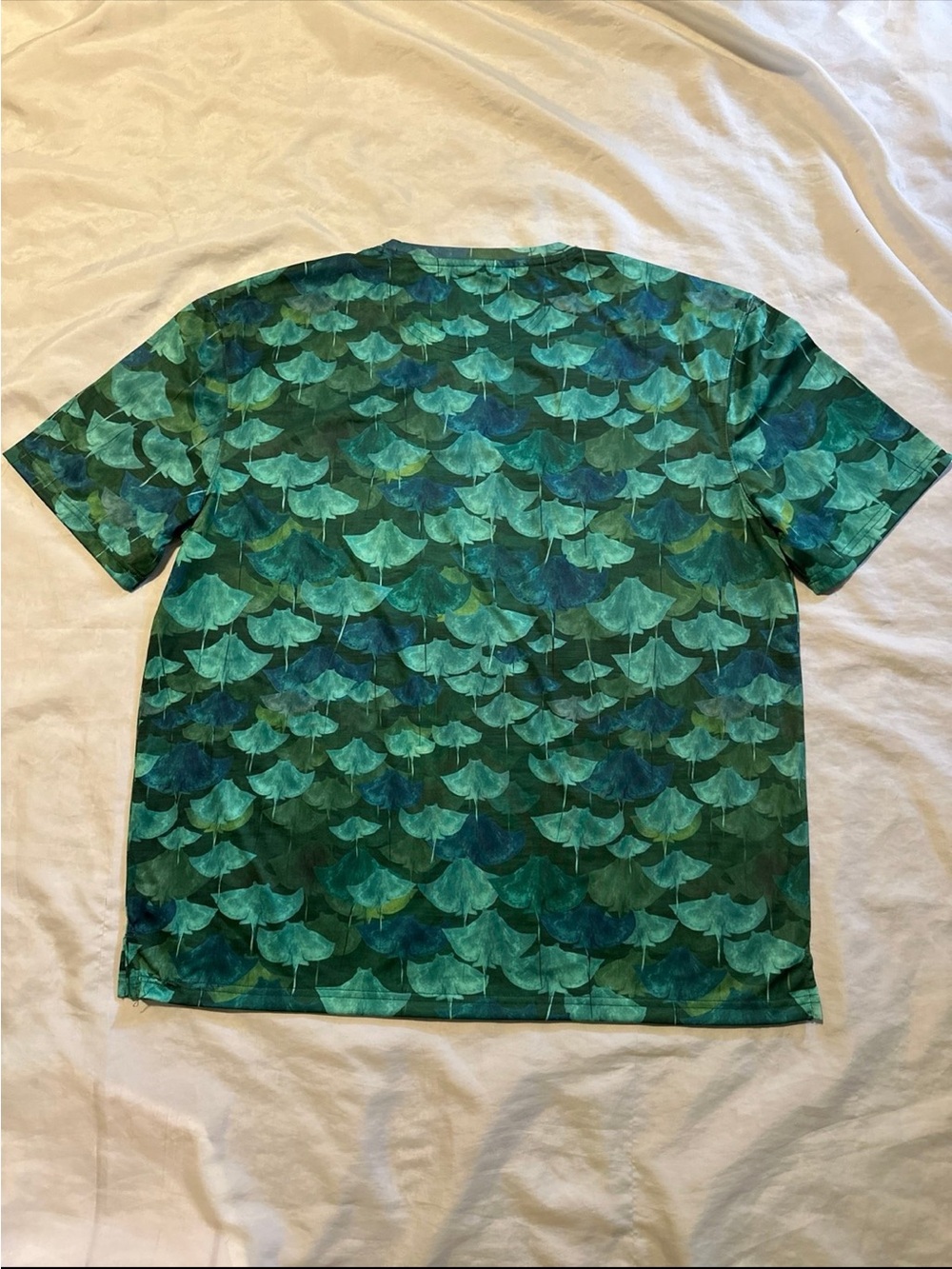 NWT Reel Legends Freeline Crew Stingray print Shirt XL - Picture 4 of 8